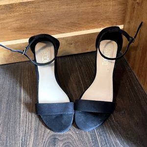 Brash, Size 5, Black Heels
